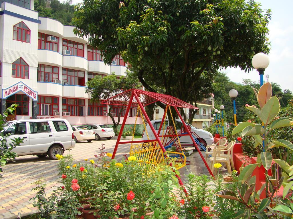 Munish Resorts Mandi Luaran gambar